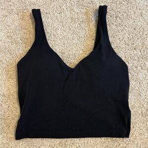 Lululemon crop tank top size 6